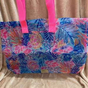 Lilly Pulitzer beach tote